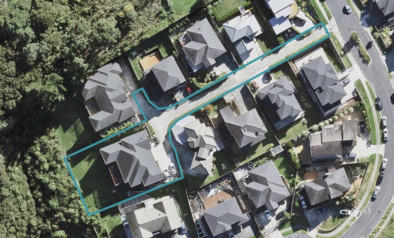 17 Namsan Close, Fairview Heights, Auckland - Carousel 1