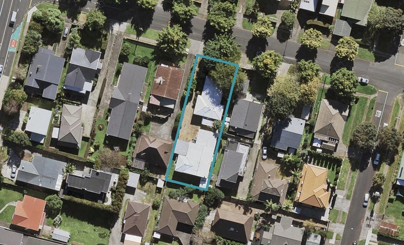 32 Beckenham Avenue, Royal Oak, Auckland - Carousel 1