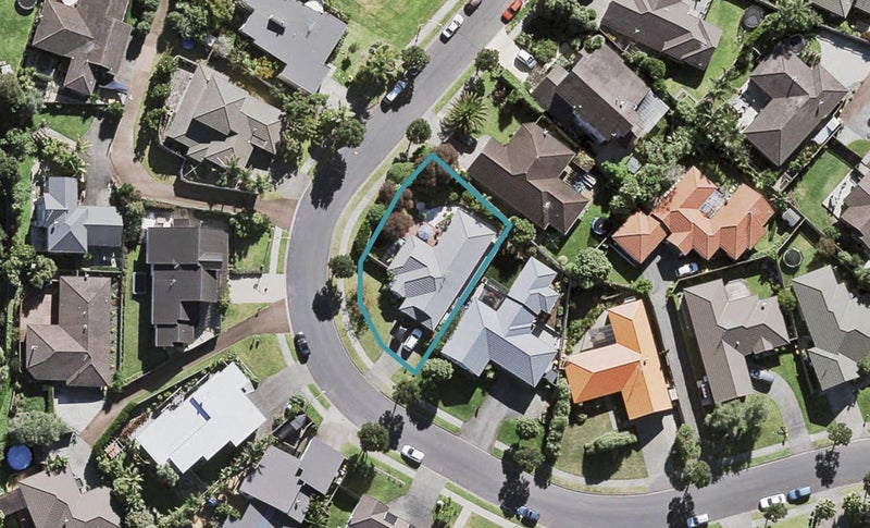 17 Admirals Court Drive, Greenhithe, Auckland - Carousel 1