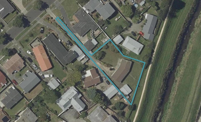 16 Meadowbrook Drive, Cloverlea, Palmerston North - Carousel 1