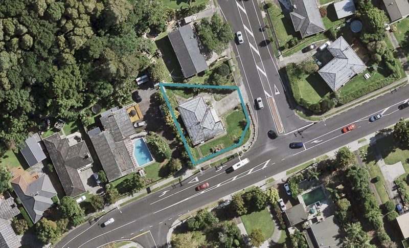 90 Hill Road, Hillpark, Auckland - Carousel 1
