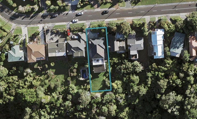 22 James Tyler Crescent, Lynfield, Auckland - Carousel 1