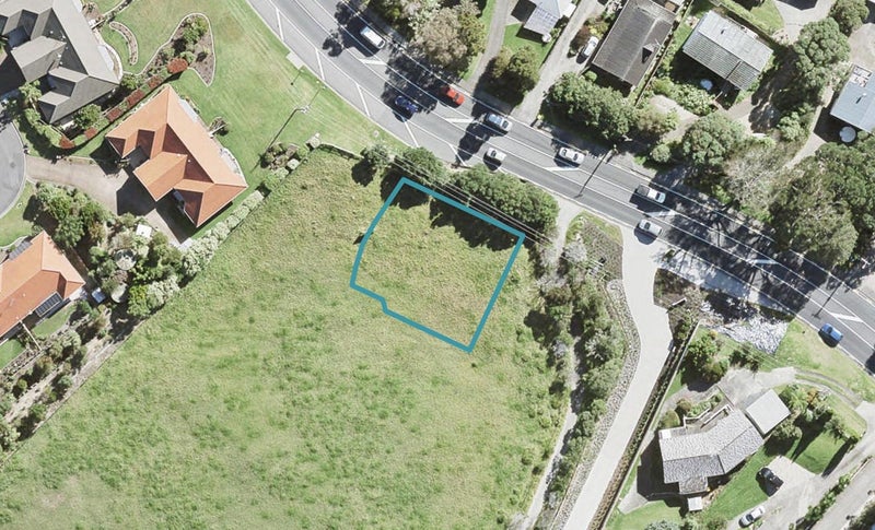 1 Anehana Place, Stanmore Bay, Whangaparāoa - Carousel 1
