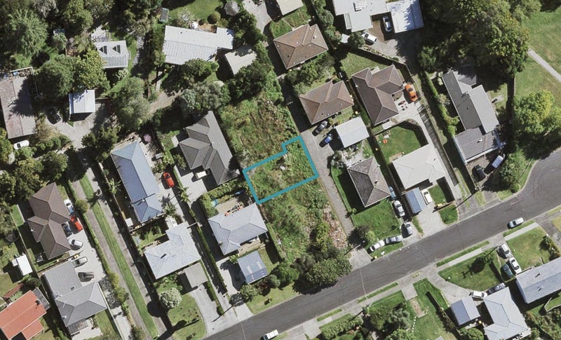62C Woodside Road, Massey, Auckland - Carousel 1