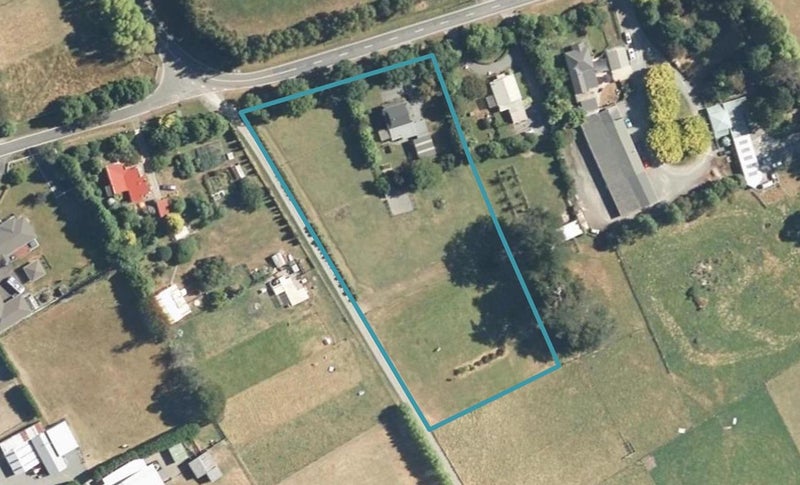 20 Flux Road, Mangaroa, Upper Hutt - Carousel 1