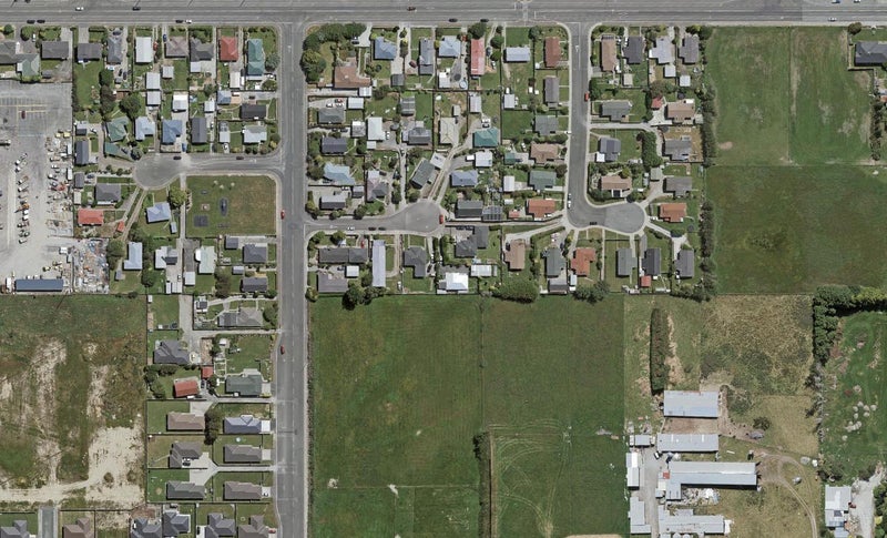 42 Chesney Court, Heidelberg, Invercargill - Carousel 1
