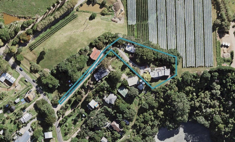 42 Korora Road, Oneroa, Waiheke Island - Carousel 1