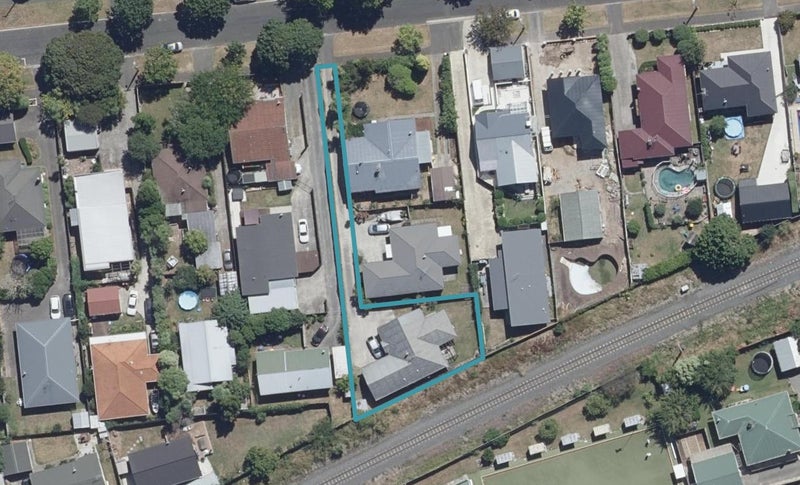 12B Gillies Avenue, Claudelands, Hamilton - Carousel 1