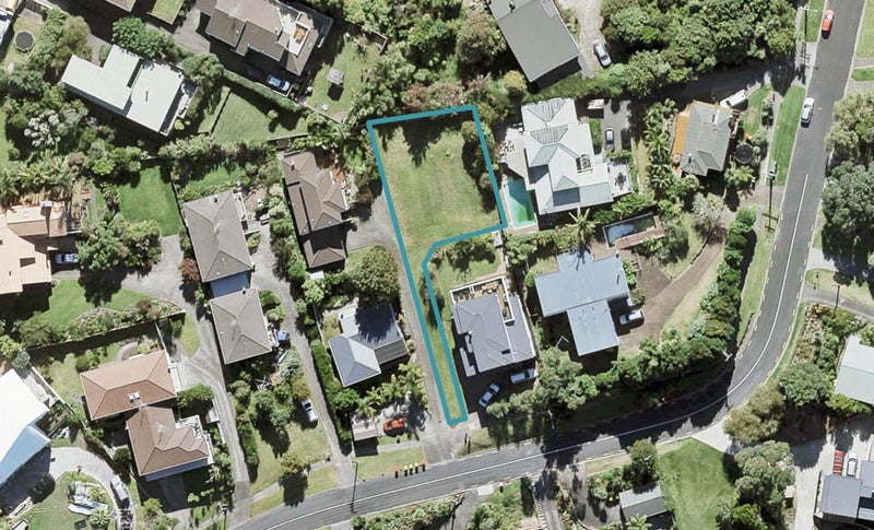 68A Hebron Road, Waiake, Auckland - Carousel 1