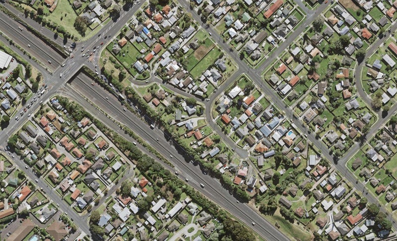 13B Geoffrey Place, Mangere East, Auckland - Carousel 1