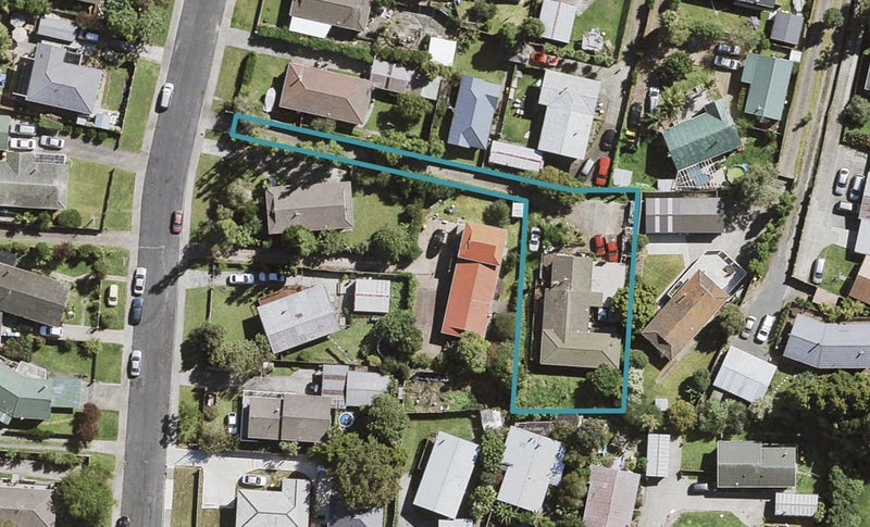18 Scarlet Drive, Ranui, Auckland - Carousel 1