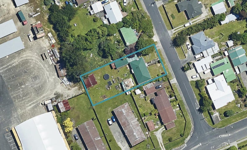 2 Walker Road, Fairy Springs, Rotorua - Carousel 1