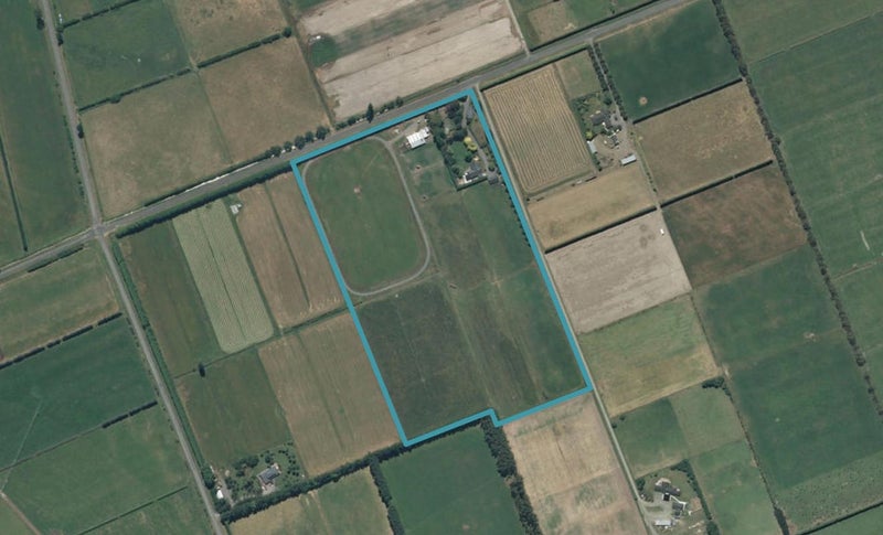 221 Carters Road, Christchurch - Carousel 1