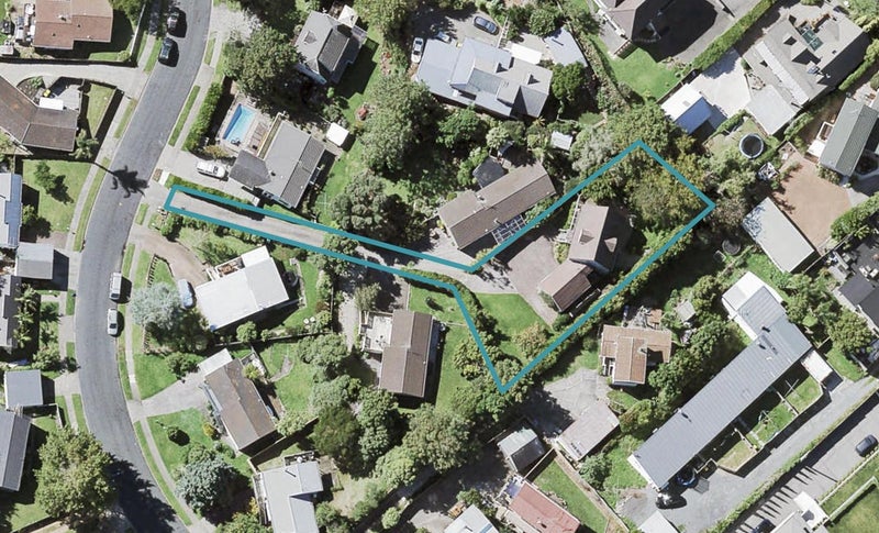 47 Robbies Road, Shelly Park, Auckland - Carousel 1
