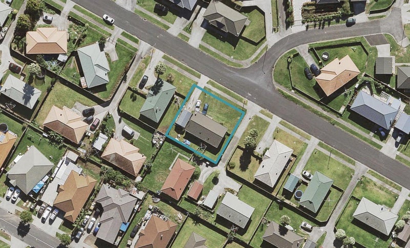 43 Manston Road, Mangere, Auckland - Carousel 1