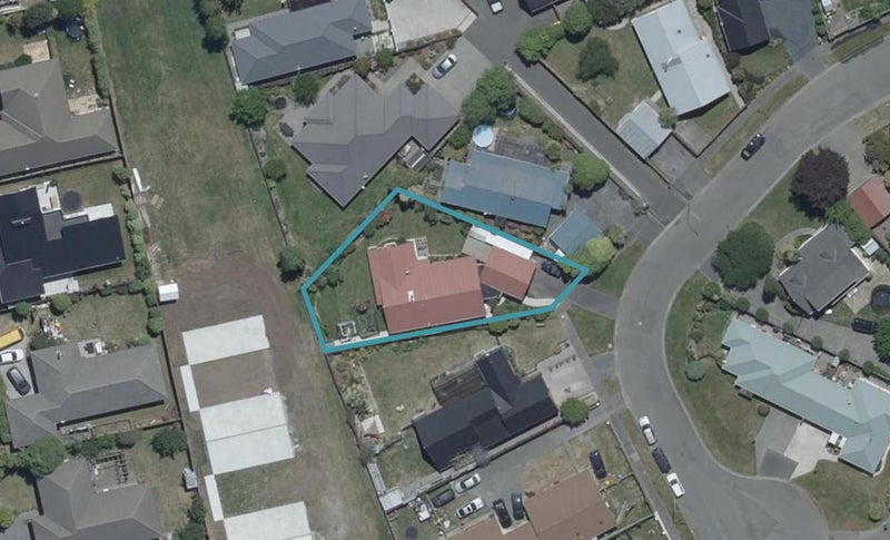 16 Farnley Place, Parklands, Christchurch - Carousel 1