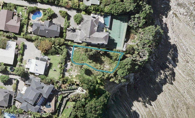 239A Beach Road, Campbells Bay, Auckland - Carousel 1