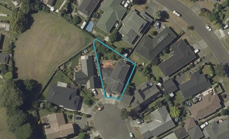 15 Caulfield Place, Awapuni, Palmerston North - Carousel 1