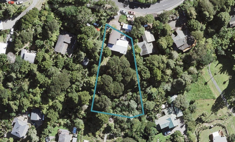 77 Warner Park Avenue, Laingholm, Auckland - Carousel 1