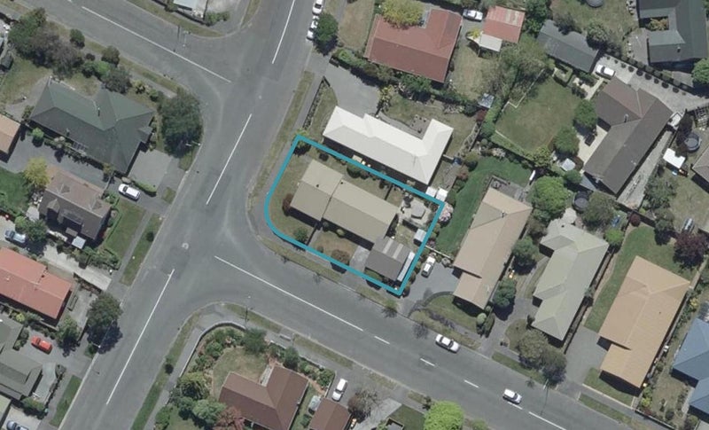 252 Queenspark Drive, Parklands, Christchurch - Carousel 1
