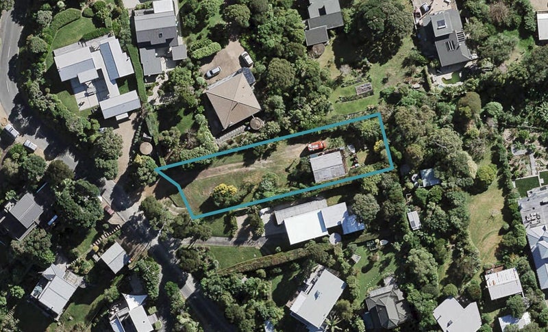 43 Coromandel Road, Oneroa, Waiheke Island - Carousel 1