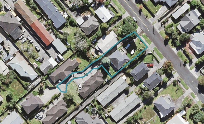 57 Willerton Avenue, New Lynn, Auckland - Carousel 1