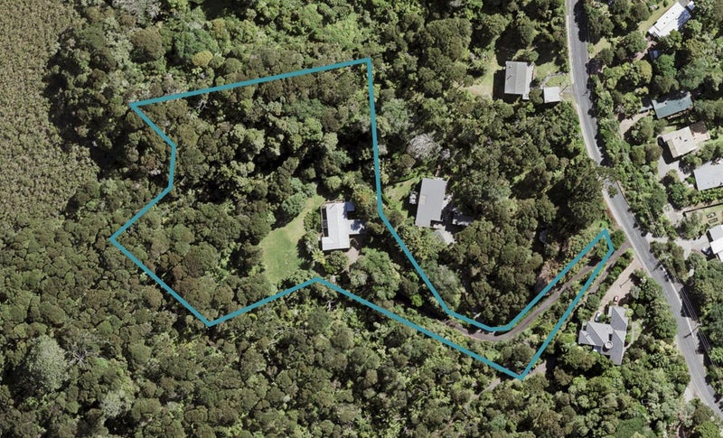 709 South Titirangi Road, Titirangi, Auckland - Carousel 1
