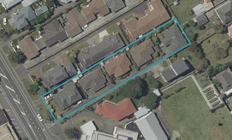 3/225 Ruahine Street, Roslyn, Palmerston North - Carousel 1