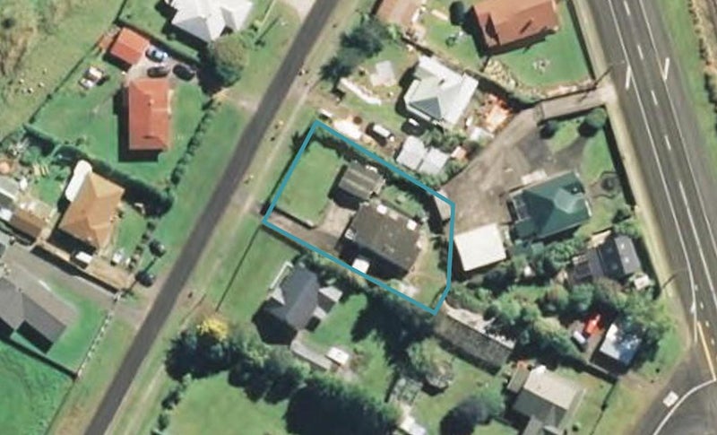 9 Denmark Terrace, Midhirst - Carousel 1