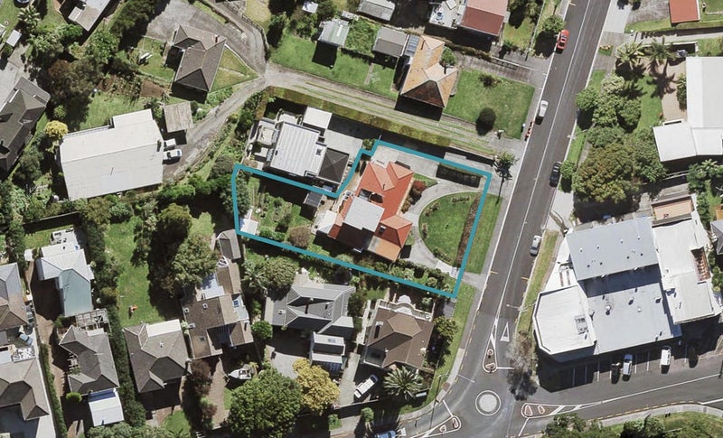 4 Queenstown Road, Hillsborough, Auckland - Carousel 1