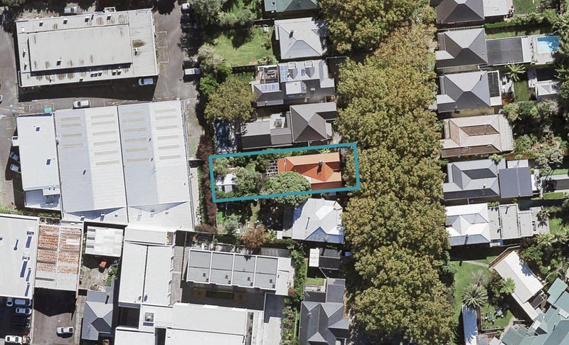 4 Browning Street, Grey Lynn, Auckland - Carousel 1
