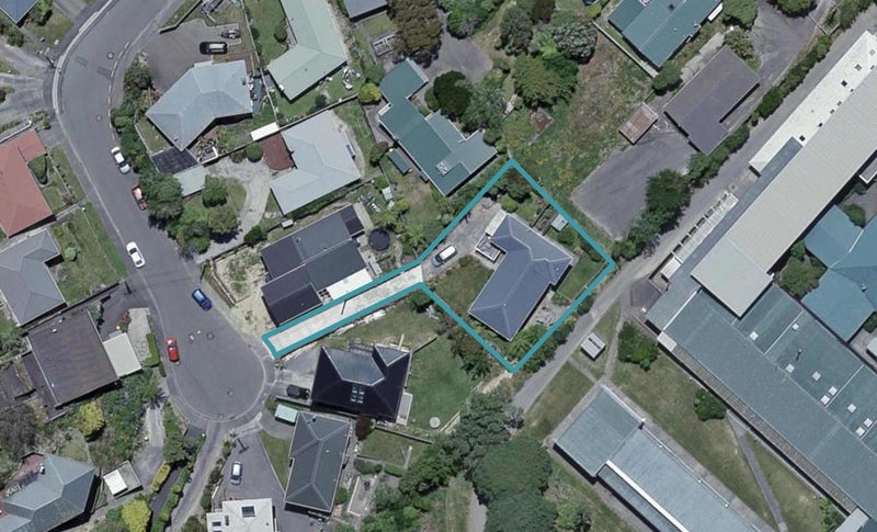19 Arapiko Street, Johnsonville, Wellington - Carousel 1