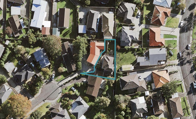 11 Hillsdale Road, Hillsborough, Auckland - Carousel 1