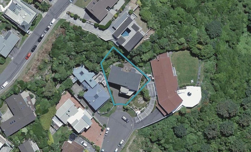 17 Mataroa Avenue, Northland, Wellington - Carousel 1
