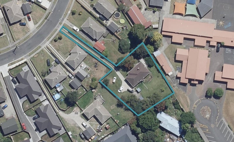 30 Tennyson Road, Enderley, Hamilton - Carousel 1