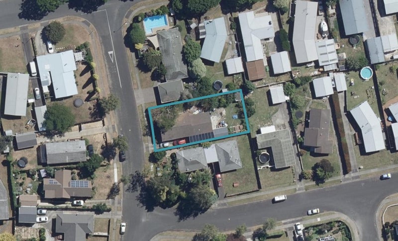 26 Manuka Street, Pukete, Hamilton - Carousel 1