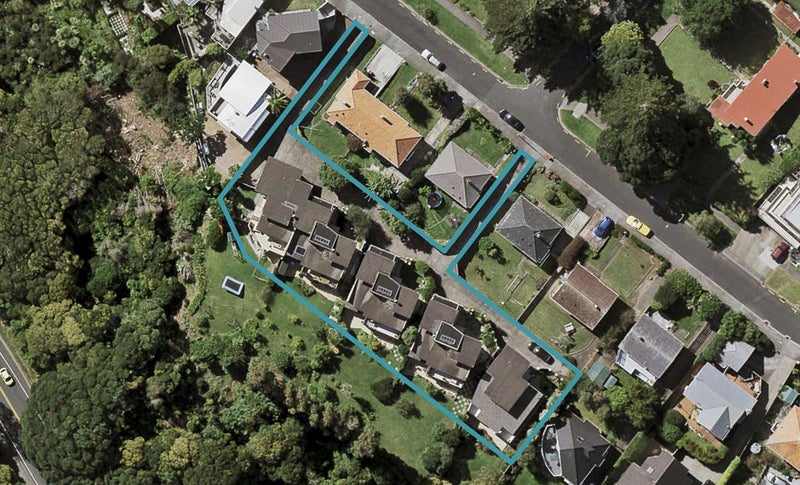 13B Awarua Crescent, Orakei, Auckland - Carousel 1