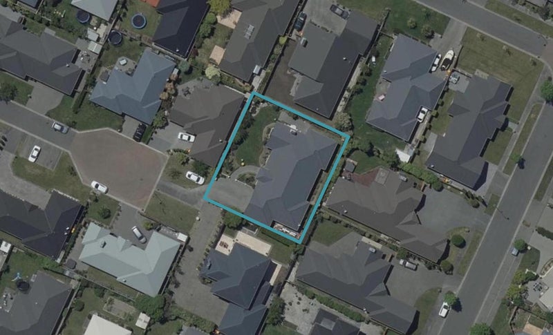 7 Grace Close, Aidanfield, Christchurch - Carousel 1