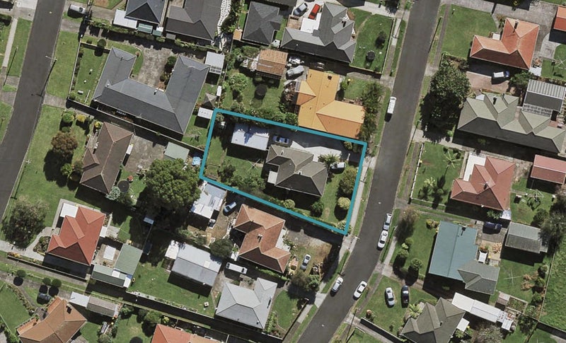 17 Fraser Road, Papatoetoe, Auckland - Carousel 1