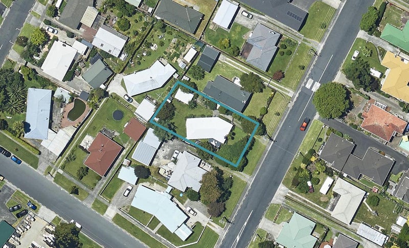 37 Hynds Road, Gate Pa, Tauranga - Carousel 1