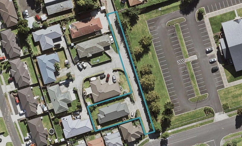 43 Tilberg Street, Favona, Auckland - Carousel 1