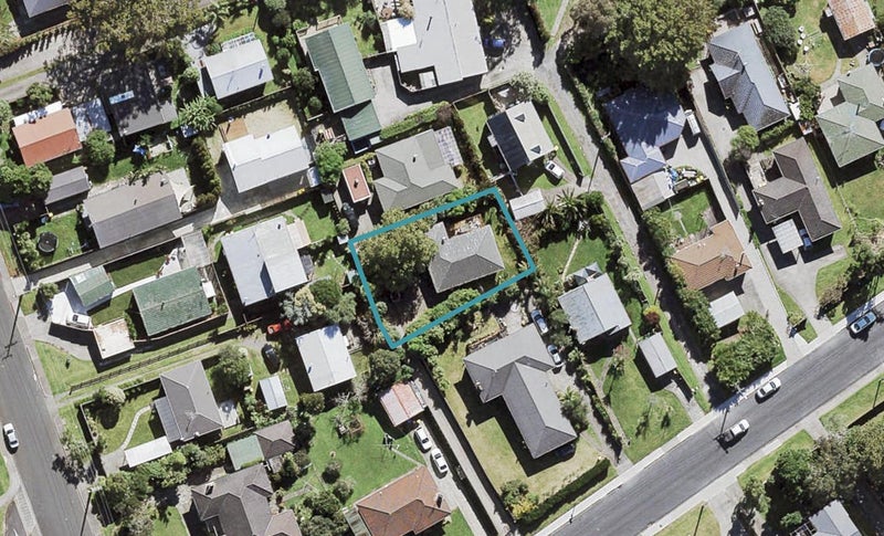 4A Lancaster Road, Beach Haven, Auckland - Carousel 1