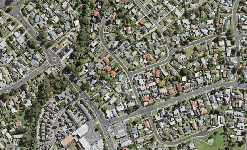 8 Mawney Road, Henderson, Auckland - Carousel 1