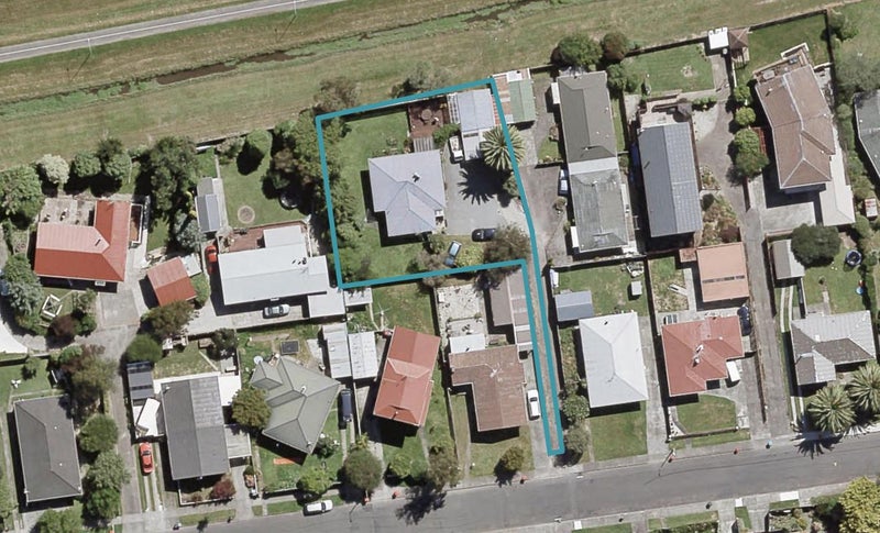 27 Clouston Park Road, Clouston Park, Upper Hutt - Carousel 1