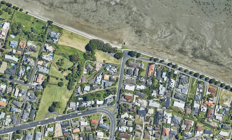 548 Otumoetai Road, Matua, Tauranga - Carousel 1