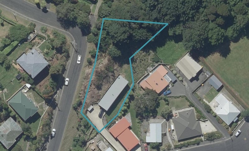 7 Afton Terrace, North East Valley, Dunedin - Carousel 1