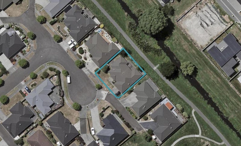 25 Manhattan Court, Paraparaumu Beach, Paraparaumu - Carousel 1