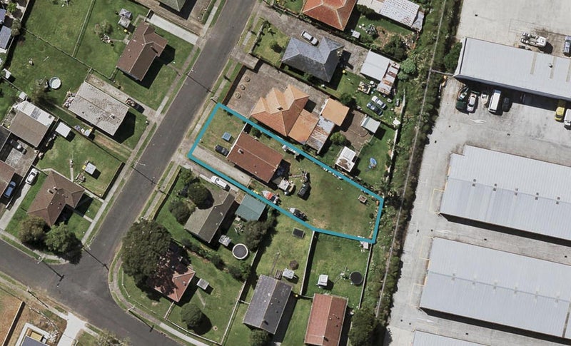 18 Murchison Road, Otara, Auckland - Carousel 1