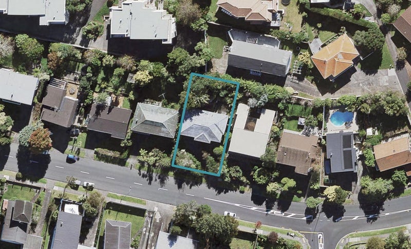 35 Chelsea View Drive, Chatswood, Auckland - Carousel 1
