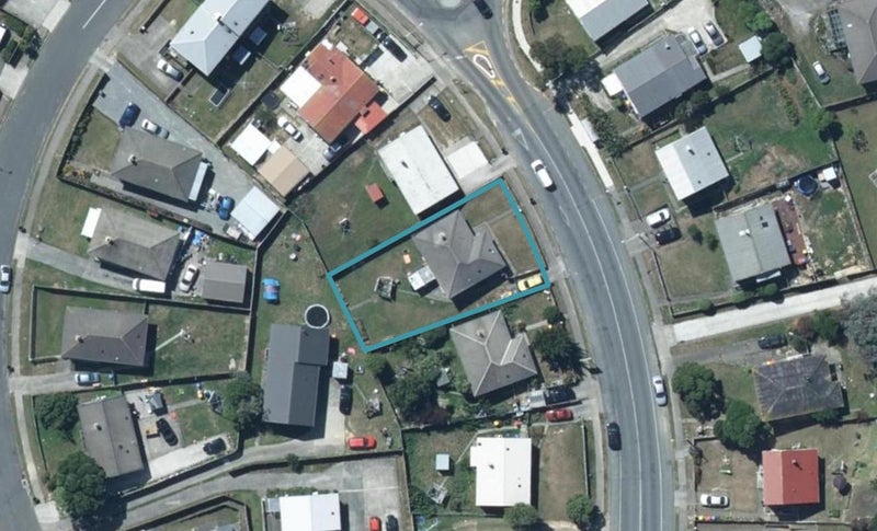 353 Warspite Avenue, Waitangirua, Porirua - Carousel 1